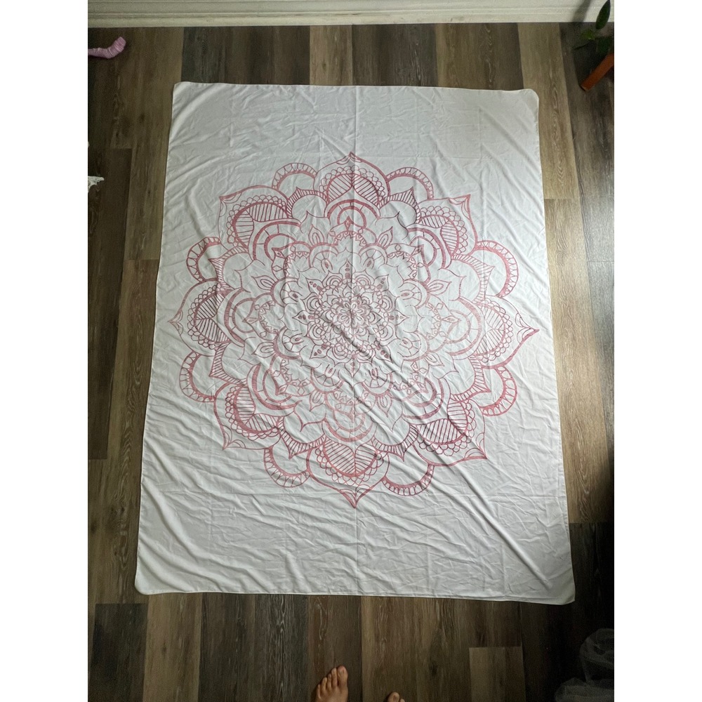 Mandala Tapestry White Pink‎ Floral Medallion Wall Hanging